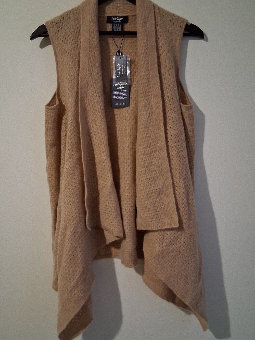 NWOT New Lord & Taylor Camel 2ply Cashmere Vest Wrap Small But Fits Up To Large - Picture 8 of 8